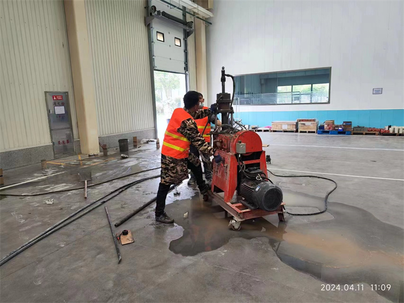 罗定厂房地面下沉塌陷注浆加固施工